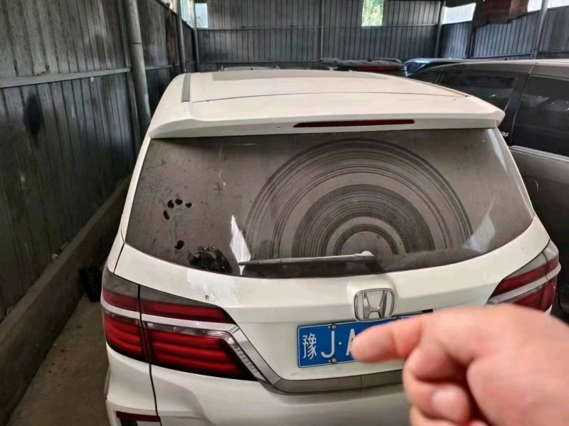 郑州17年本田艾力绅6