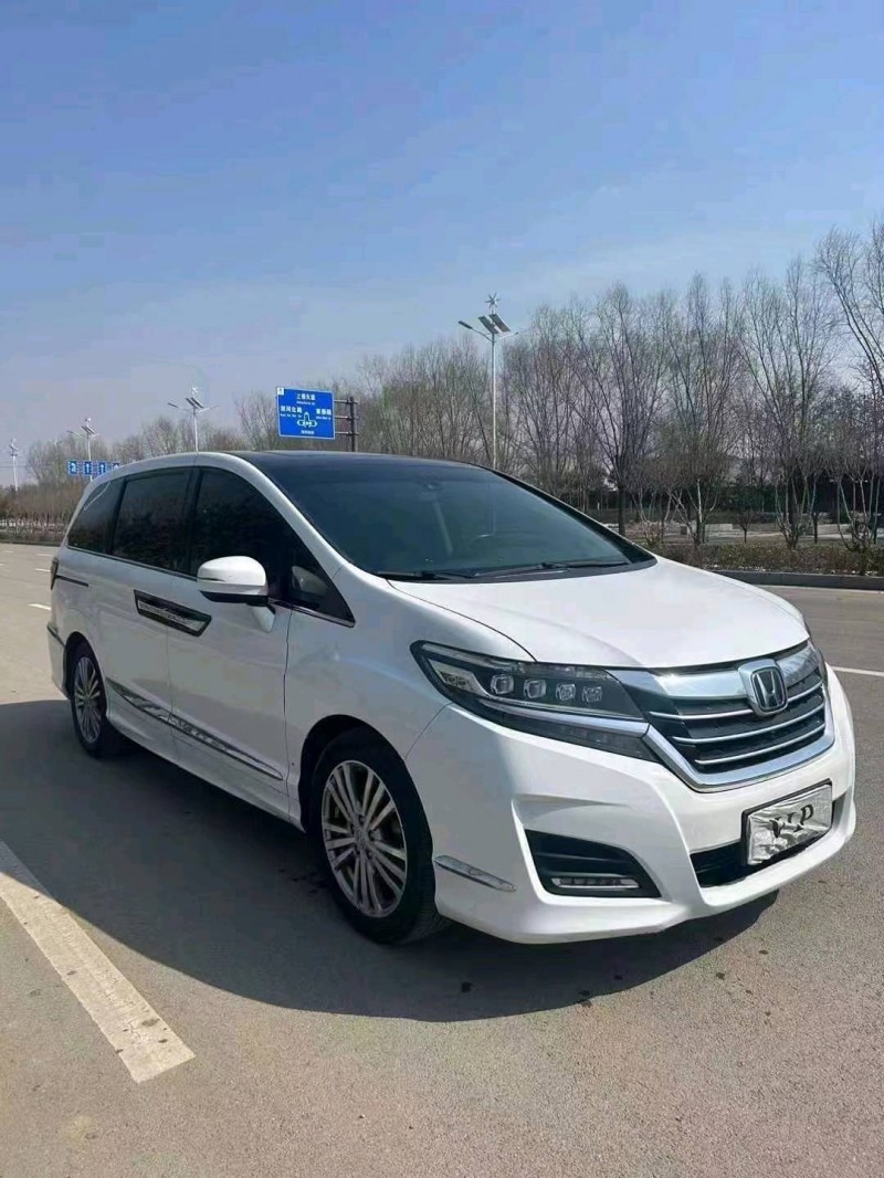 枣庄19年本田艾力绅2