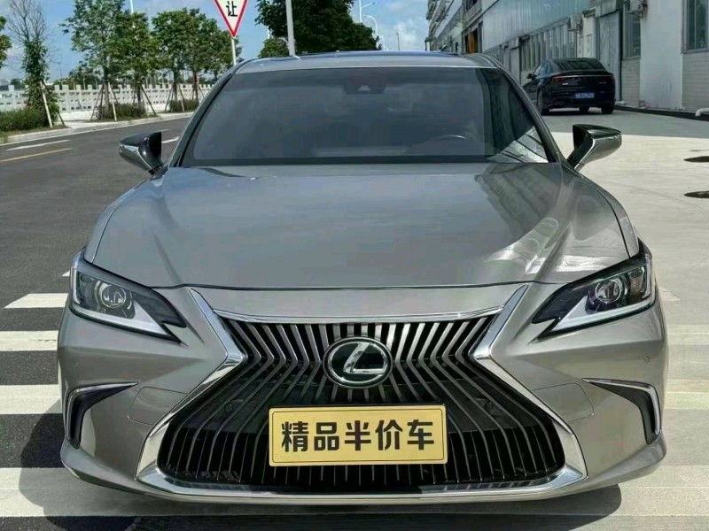 广州20年雷克萨斯ES1