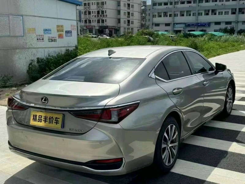 广州20年雷克萨斯ES5