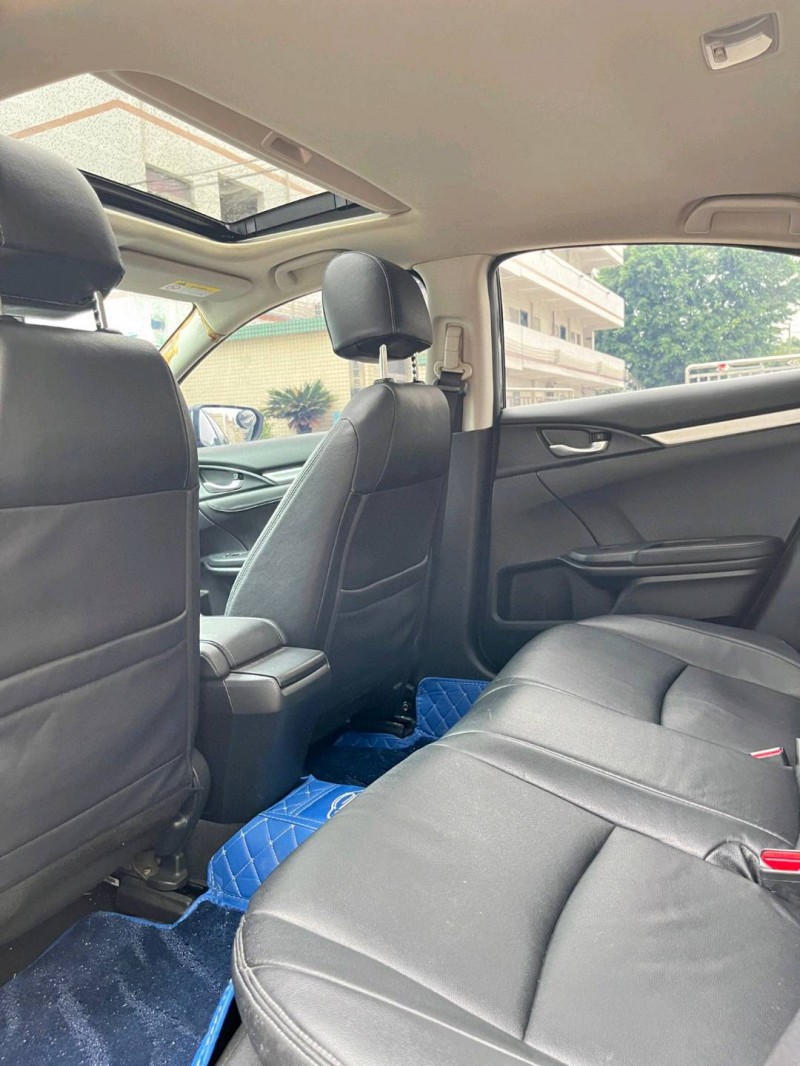 中山19年本田思域6