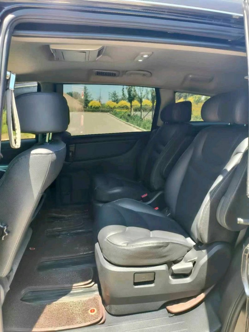 青岛17年纳智捷大7 MPV6