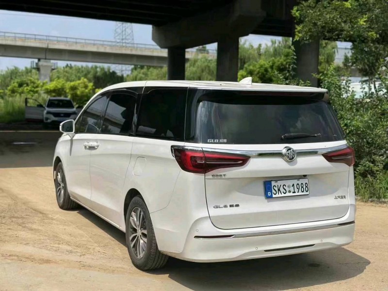 青岛21年别克GL87