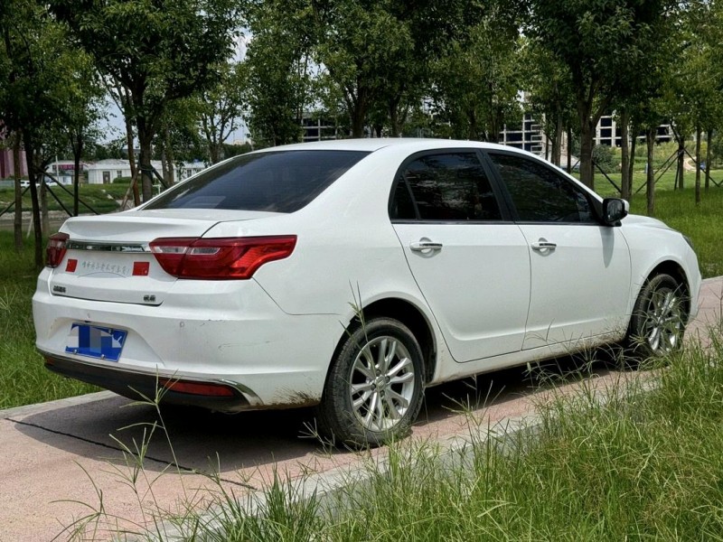 郑州19年吉利帝豪5