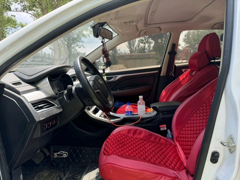 郑州19年吉利帝豪7