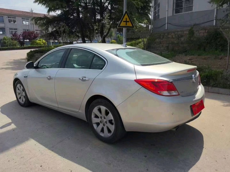 烟台13年别克君威8