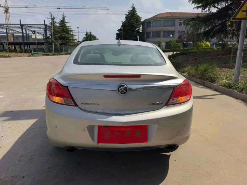 烟台13年别克君威9