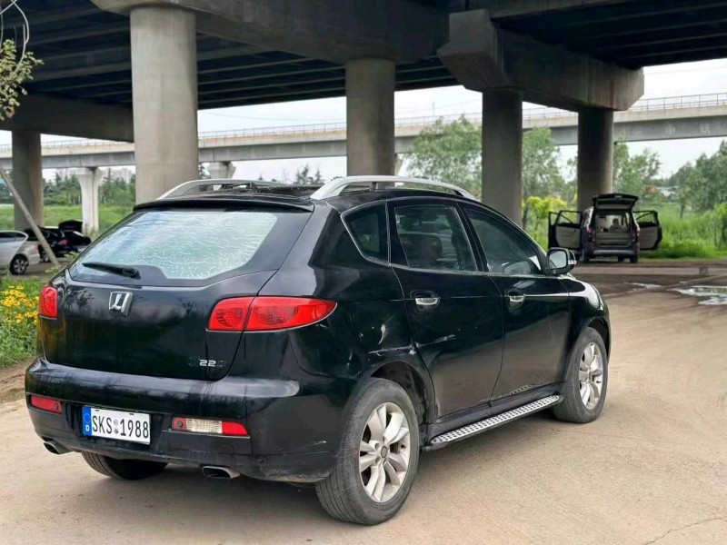 青岛12年纳智捷大7 SUV7