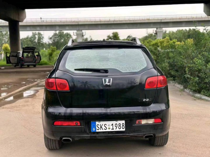 青岛12年纳智捷大7 SUV9