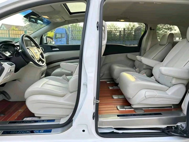 沧州21年别克GL86