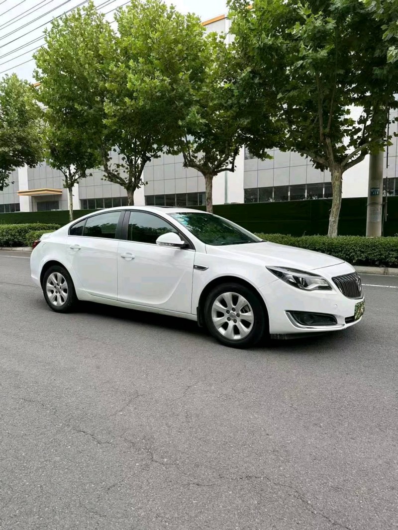 宿迁17年别克君威3