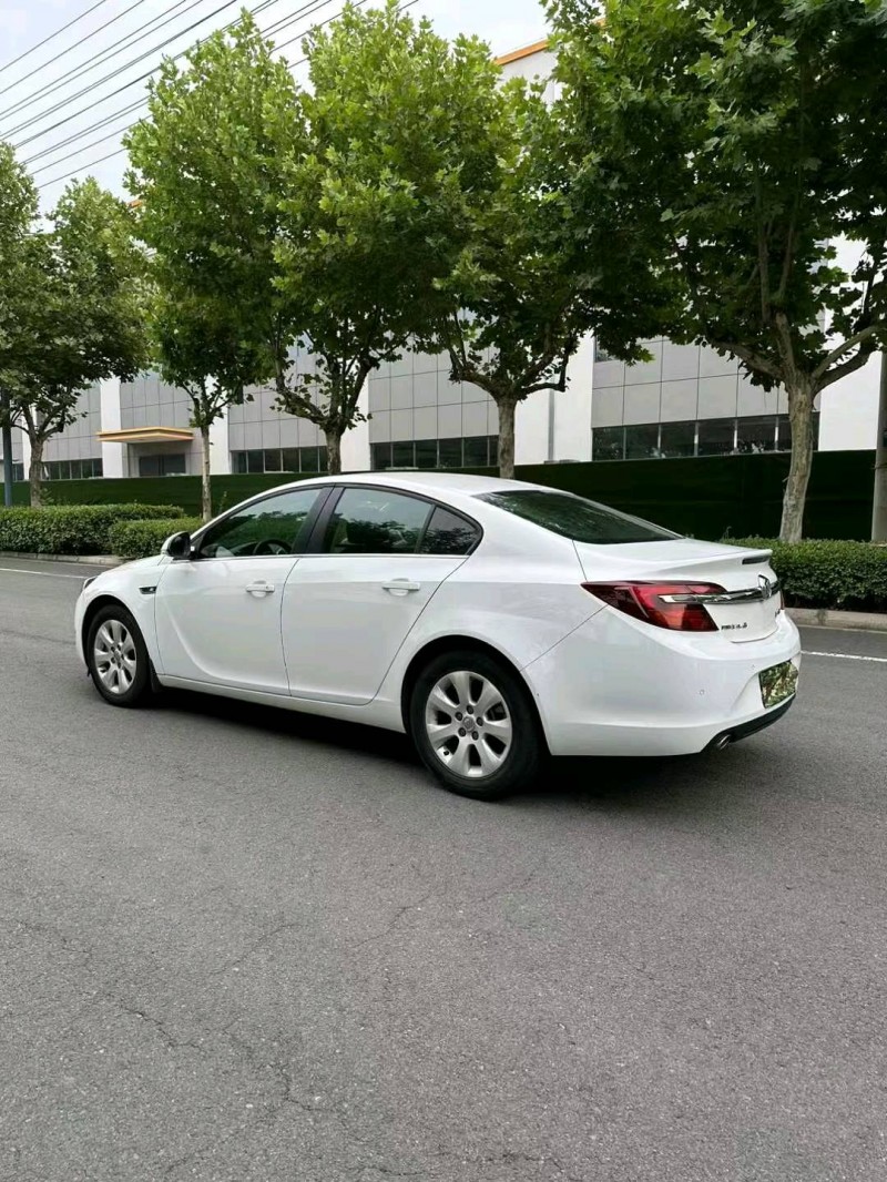 宿迁17年别克君威7