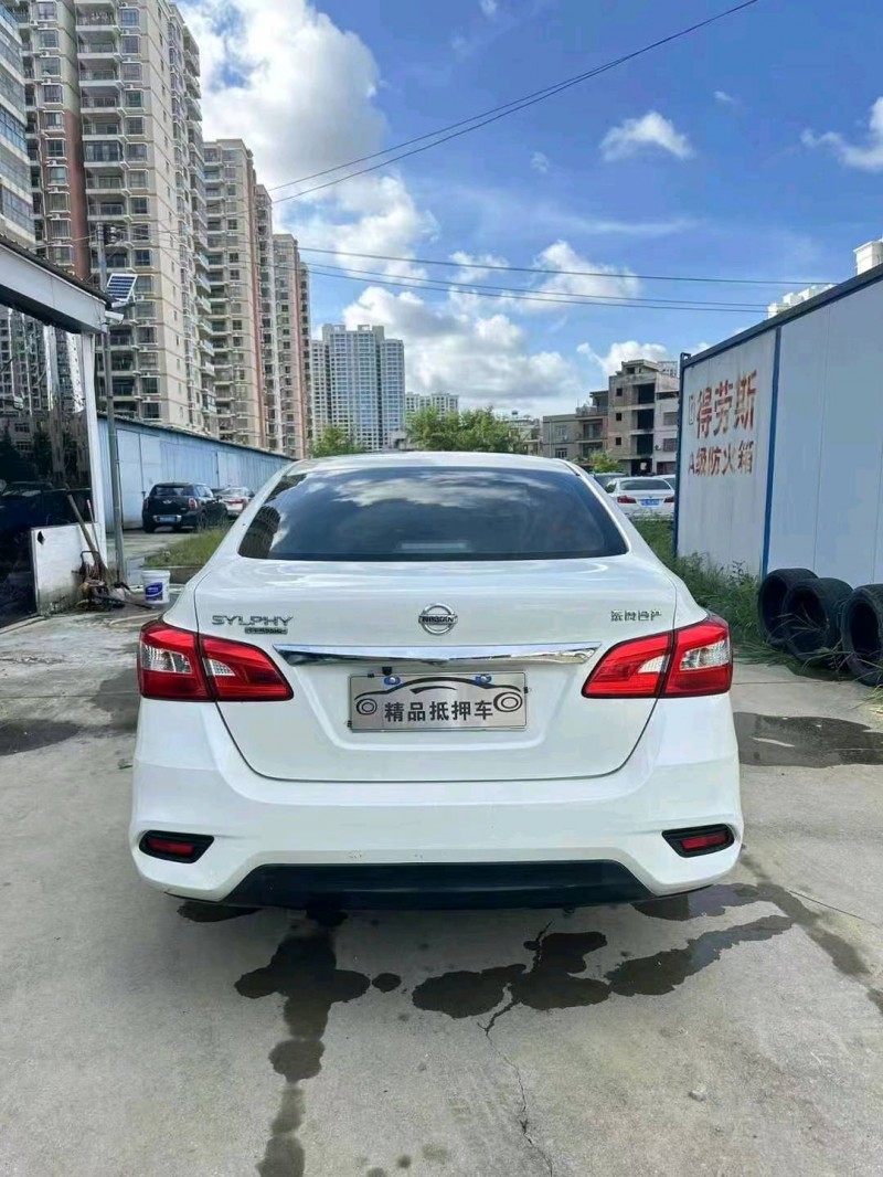 防城港19年日產軒逸2