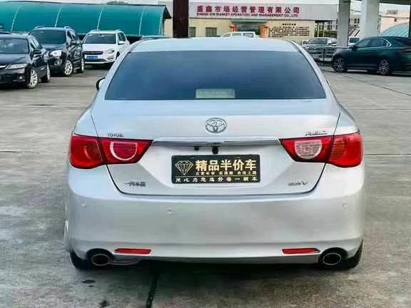 广州11年丰田锐志7