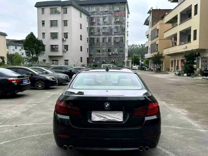 广州11年宝马5系7