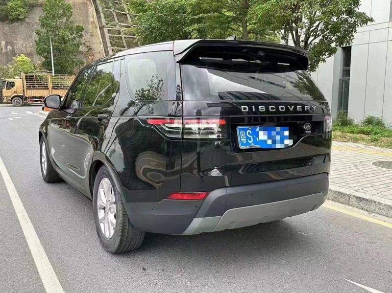 深圳20年路虎发现8