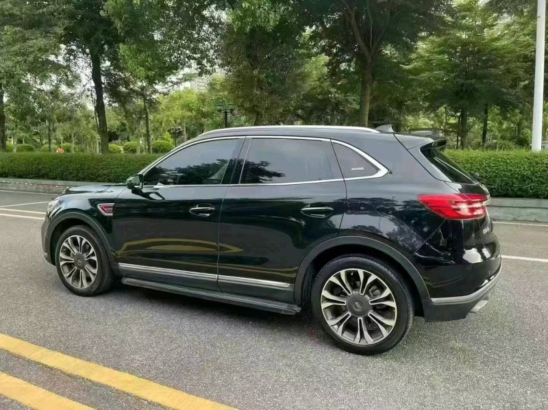 佛山21年红旗HS56