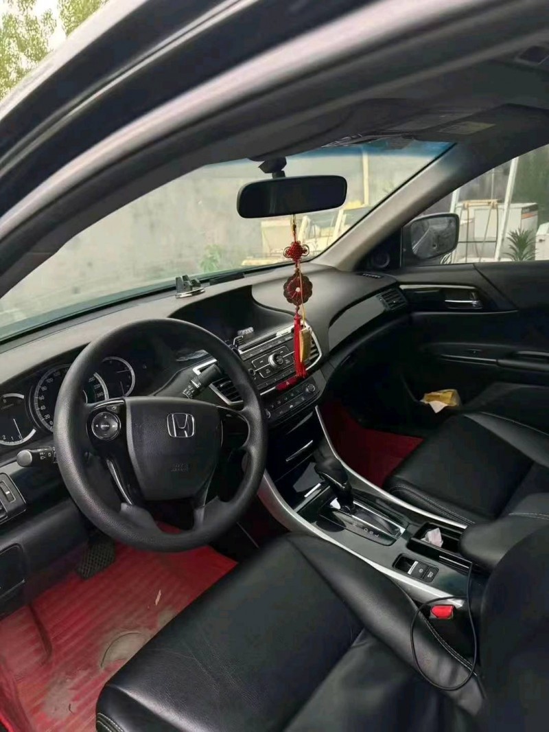 苏州18年本田雅阁6