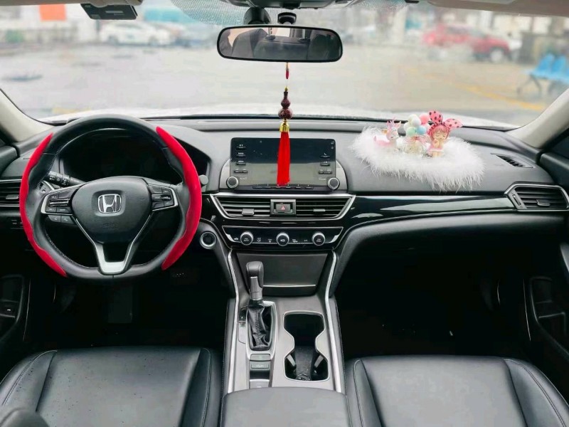 东莞21年本田雅阁5