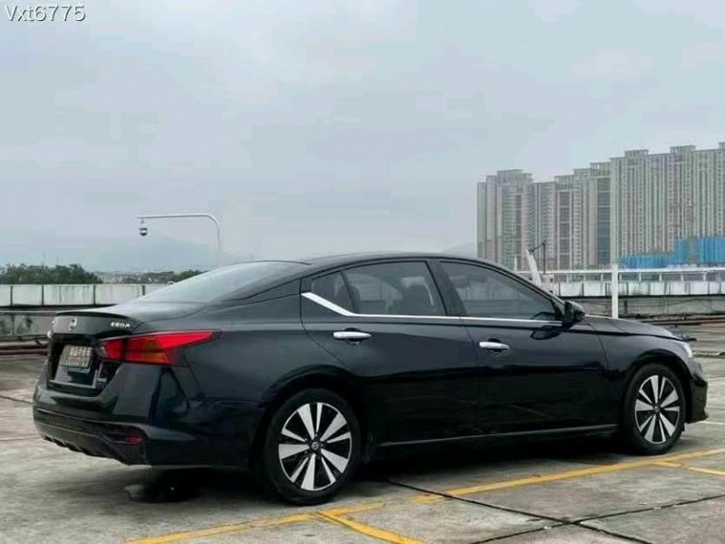 东莞20年日产天籁9
