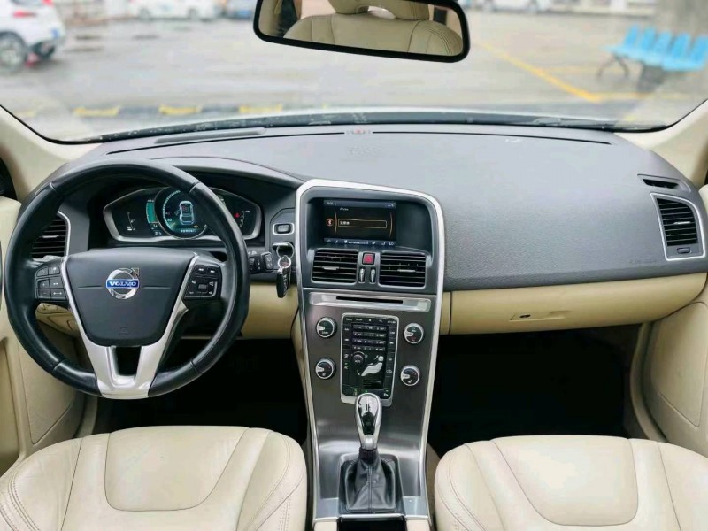 东莞13年沃尔沃XC605