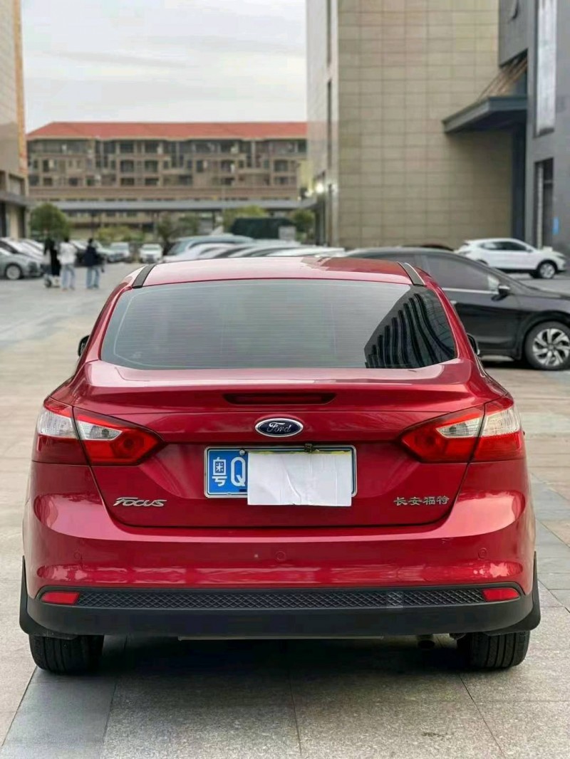 汕头14年福特福克斯9