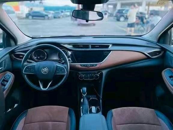 东莞21年别克昂科拉5