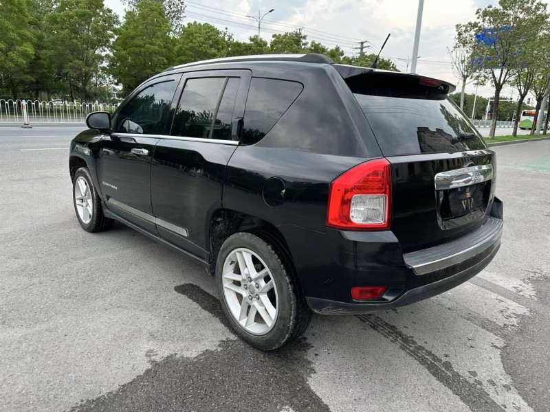 徐州13年Jeep指南者4