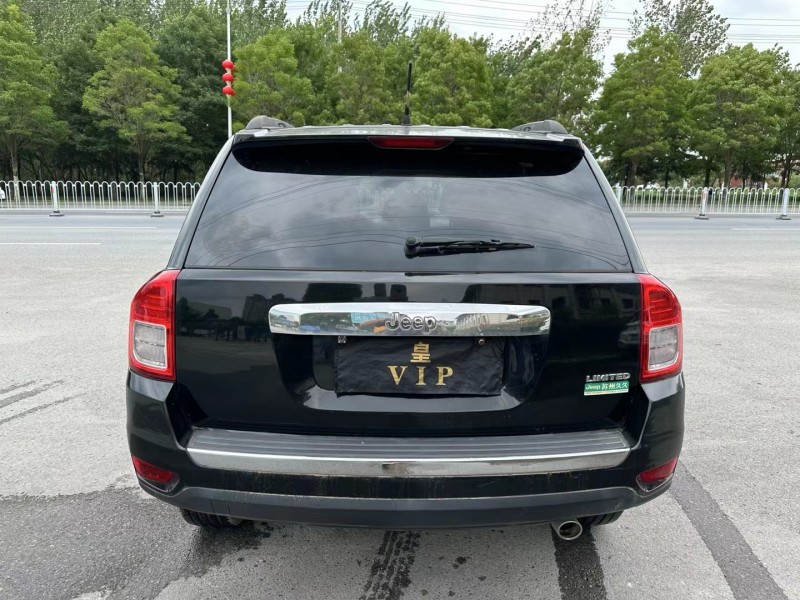 徐州13年Jeep指南者9