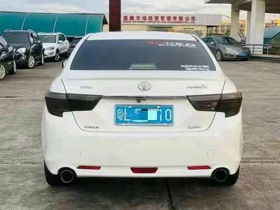 东莞15年丰田锐志8