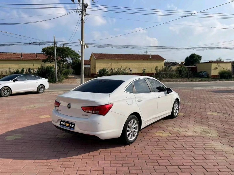 沧州18年别克威朗9