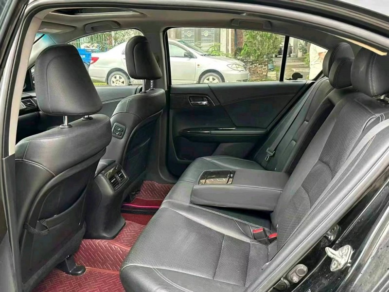 广州14年本田雅阁4