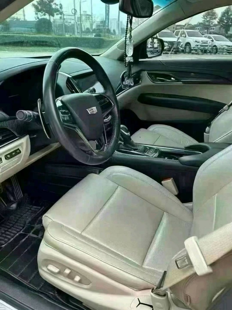 武汉16年凯迪拉克ATS5