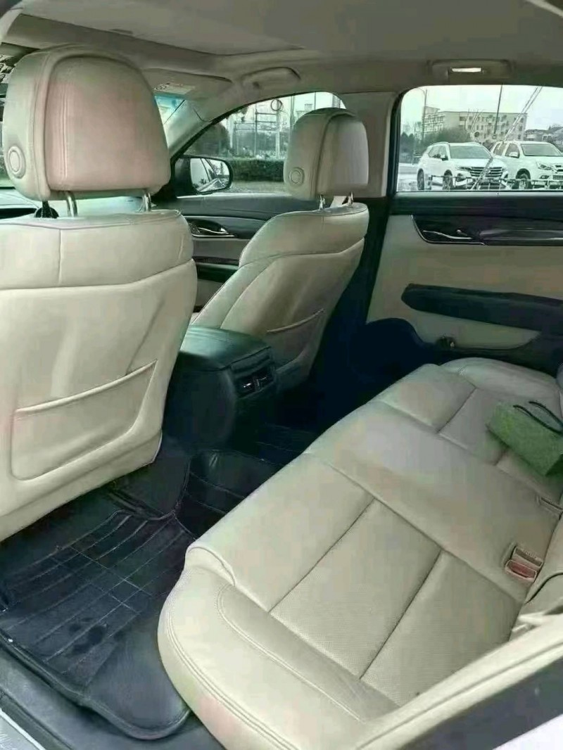 武汉16年凯迪拉克ATS7