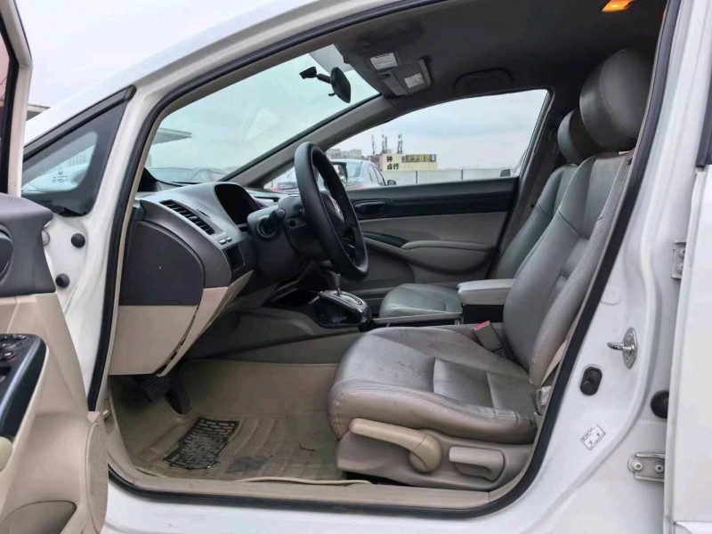 东莞11年本田思域5