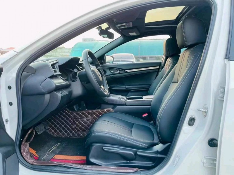 东莞21年本田思域4