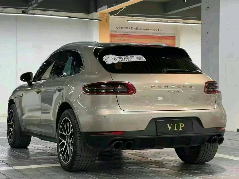 潍坊17年保时捷Macan5