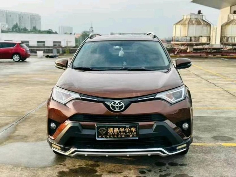 东莞17年丰田RAV4荣放1