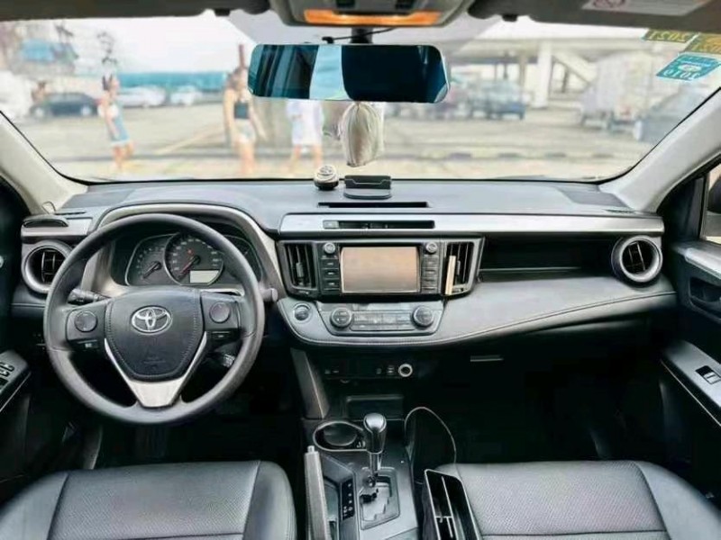 东莞17年丰田RAV4荣放5