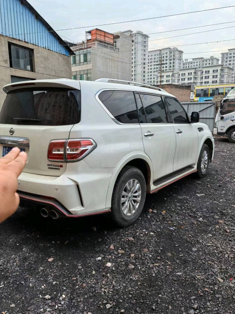 太原17年日產途樂7
