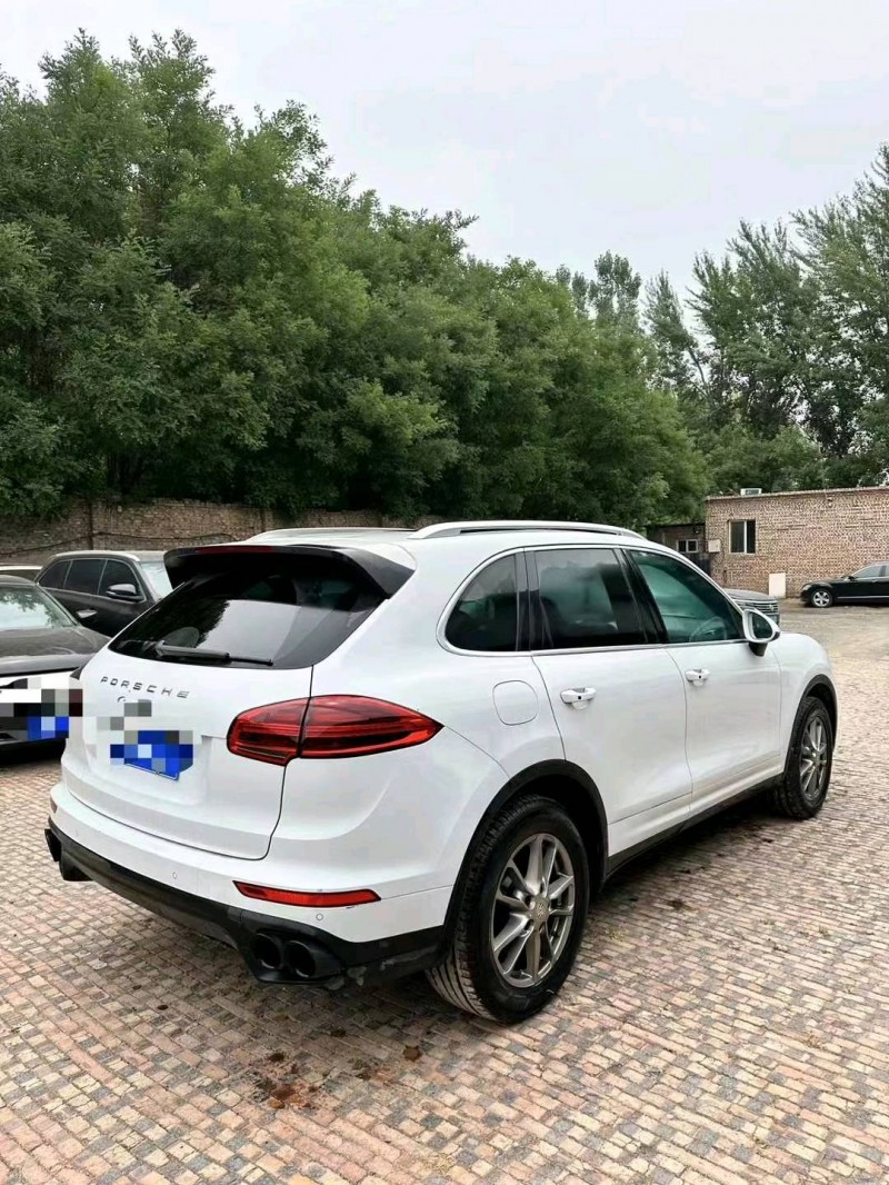 大同17年保時捷卡宴5
