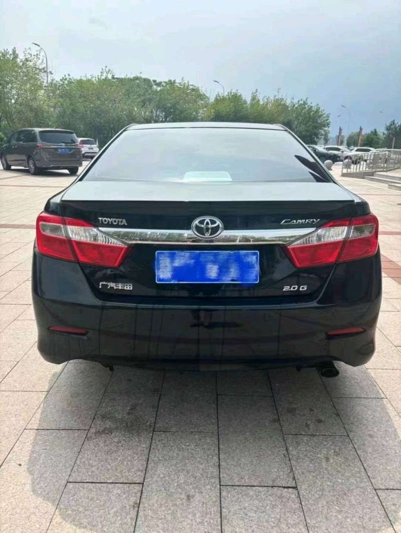 保定12年丰田凯美瑞2