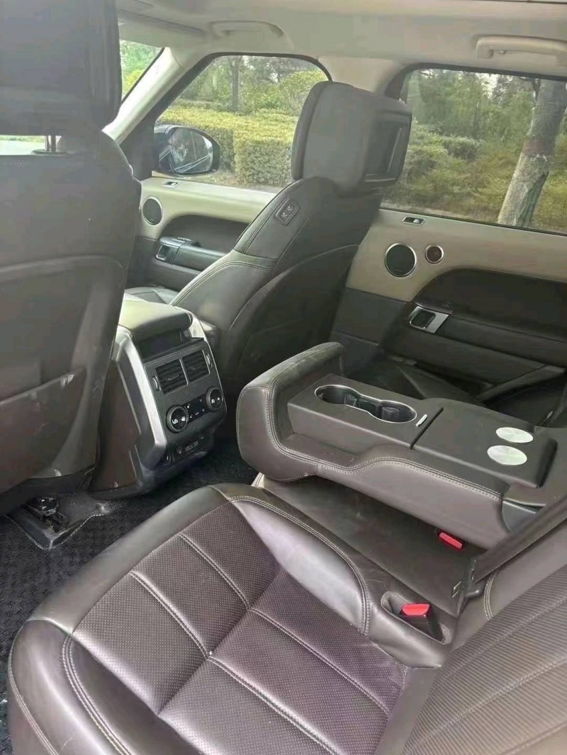 烟台19年路虎揽胜运动9