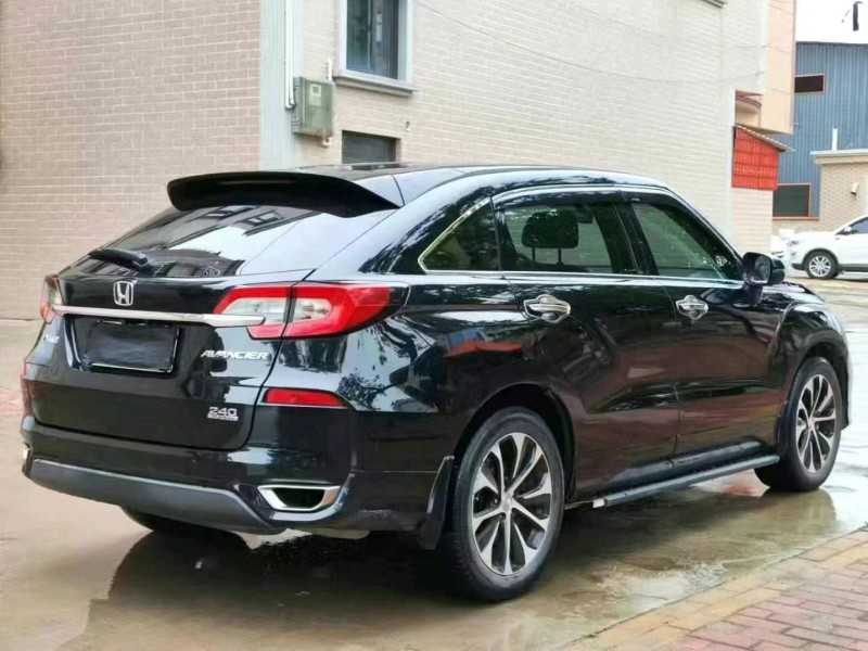 江门18年本田冠道5