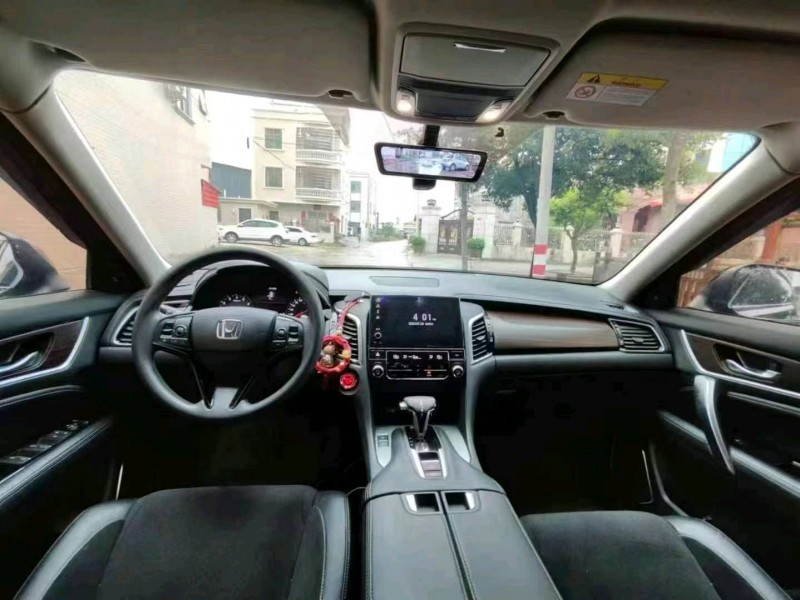 江门18年本田冠道6