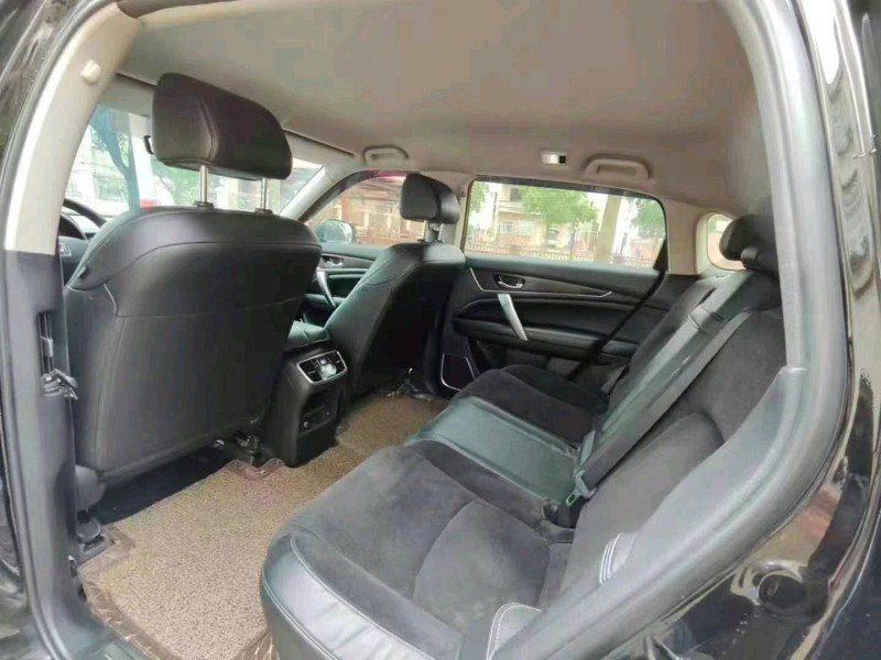 江门18年本田冠道7