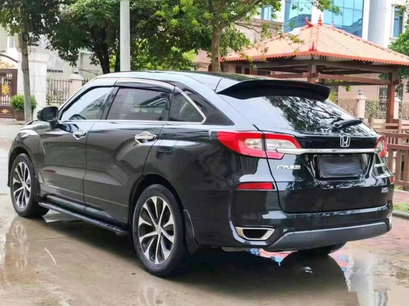 江门18年本田冠道9