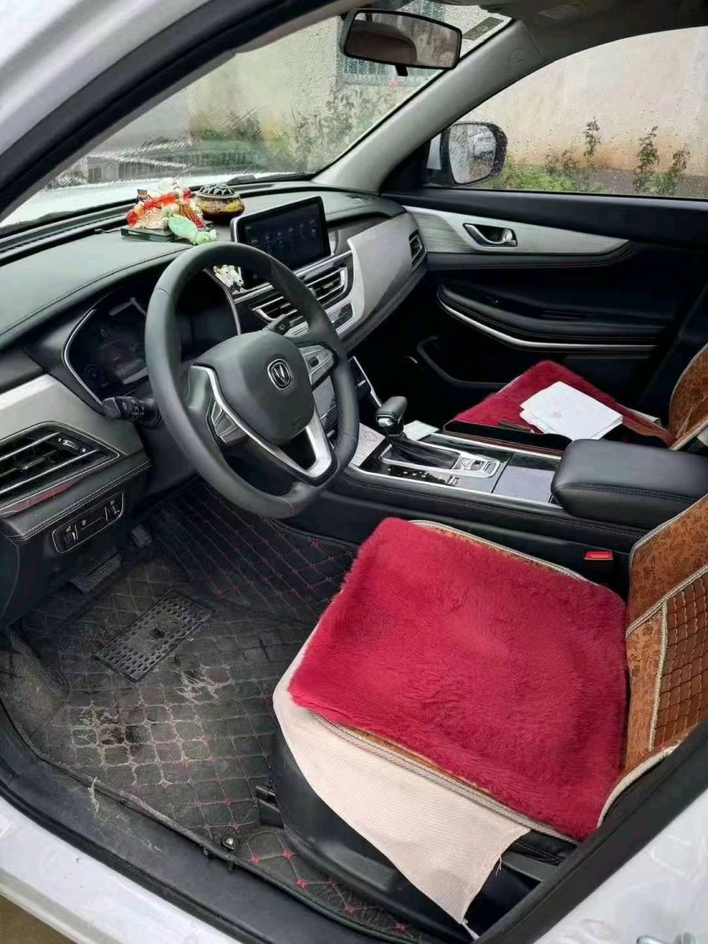 南通20年長安汽車CS755
