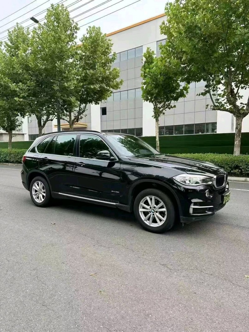 苏州15年宝马X57