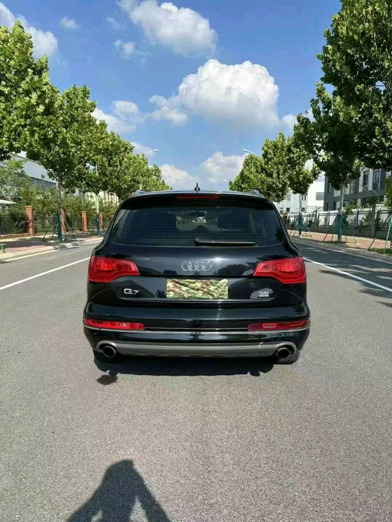 苏州10年奥迪Q72